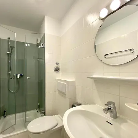 Robbenplate, Whng. 10 דירה